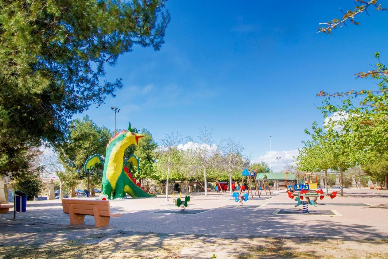 Parque De Naciones Dragon Con Garaje ! Apartamento *